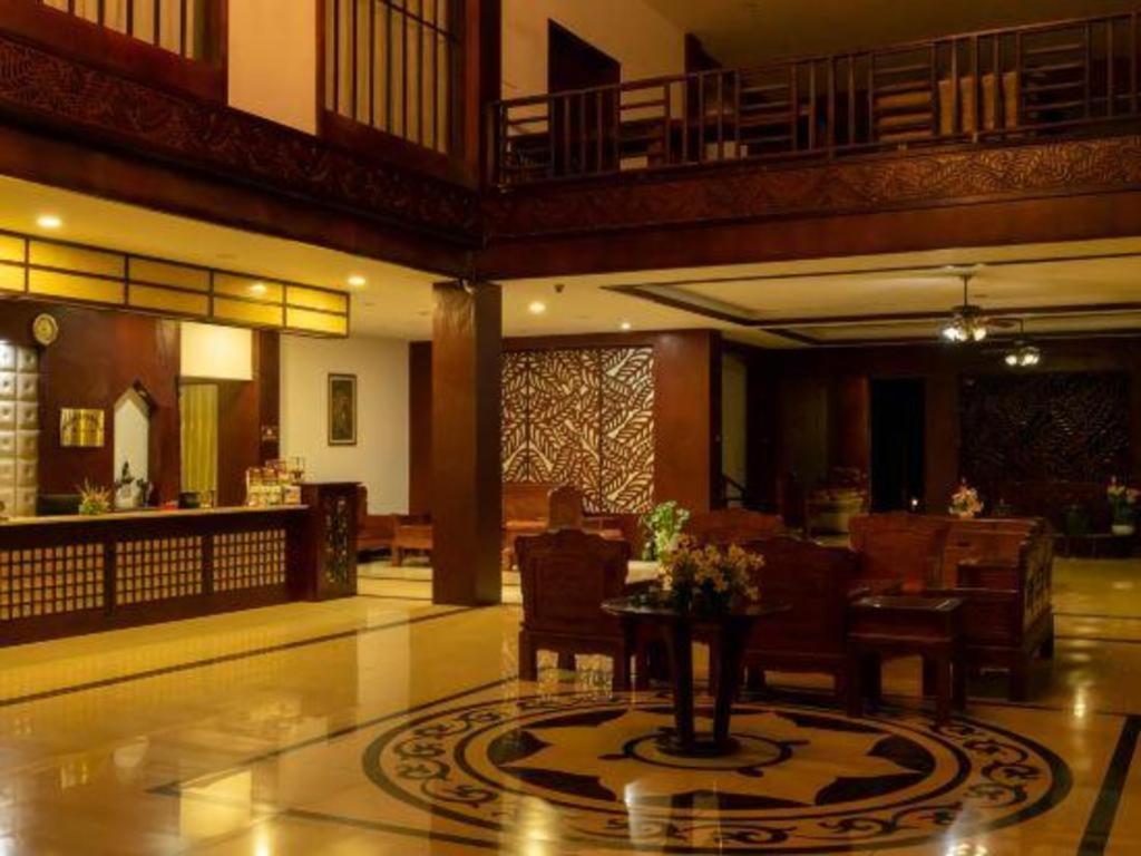 Xishuangbanna Hotel Managed By Xandria Hotel Luangprabang Kültér fotó