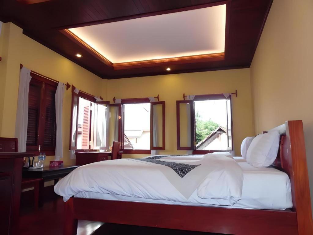 Xishuangbanna Hotel Managed By Xandria Hotel Luangprabang Kültér fotó
