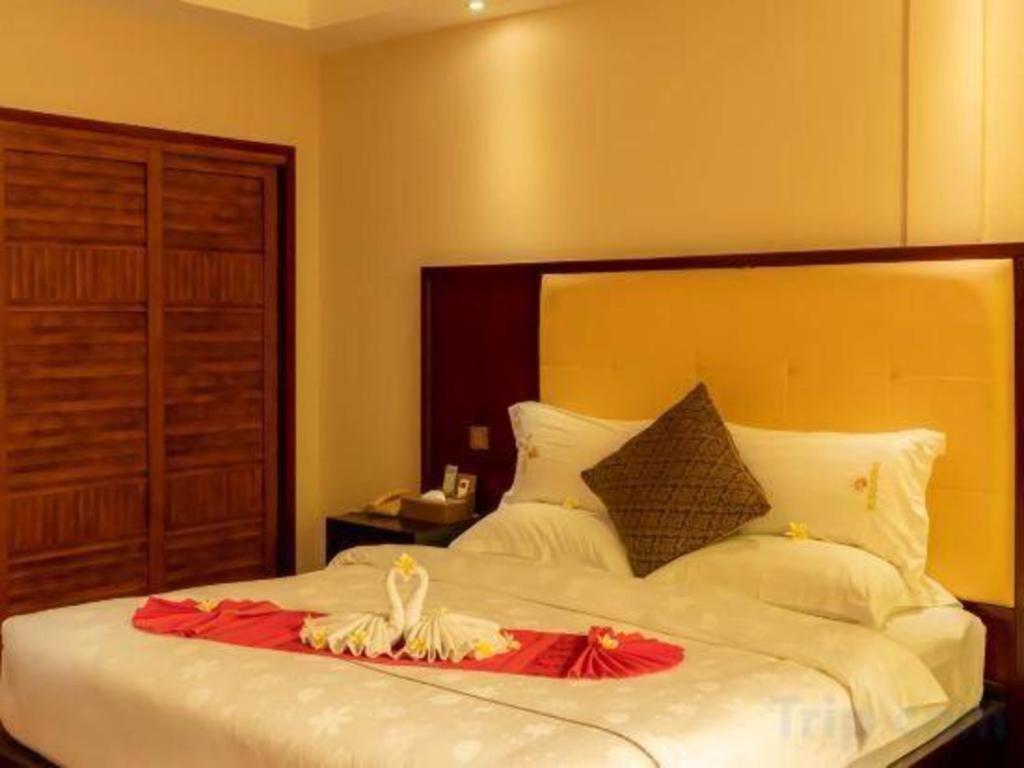 Xishuangbanna Hotel Managed By Xandria Hotel Luangprabang Kültér fotó