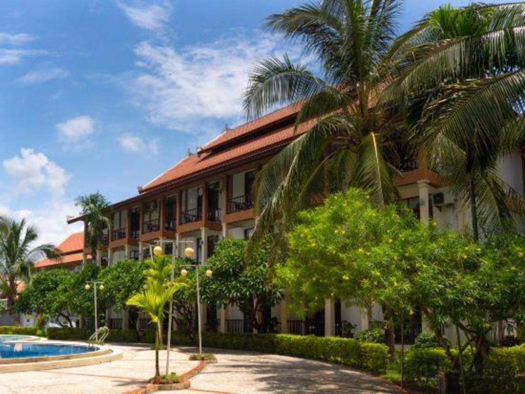 Xishuangbanna Hotel Managed By Xandria Hotel Luangprabang Kültér fotó